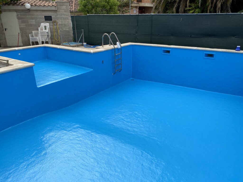 PISCINA Poliéster Ángel Martínez, fabricación de productos de poliéster Ángel Martínez